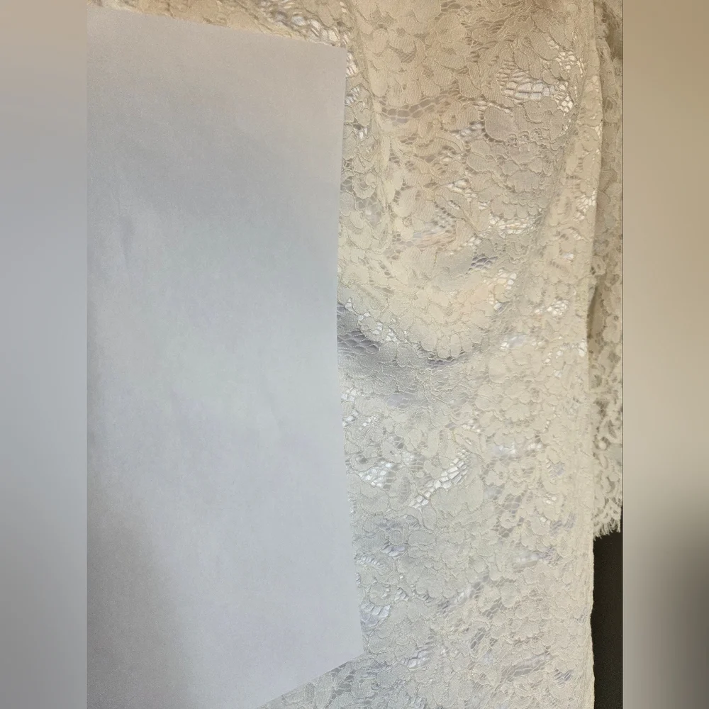 Elegant White Lace Dress - Picture 7 of 7